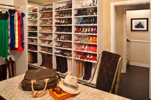 Muebles Rabanal mesa con vestidor